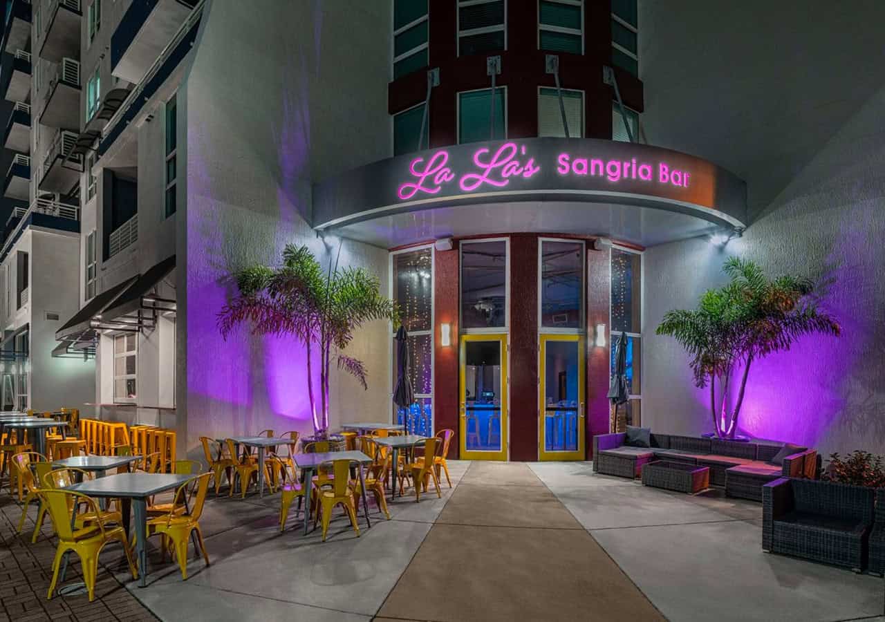 La La